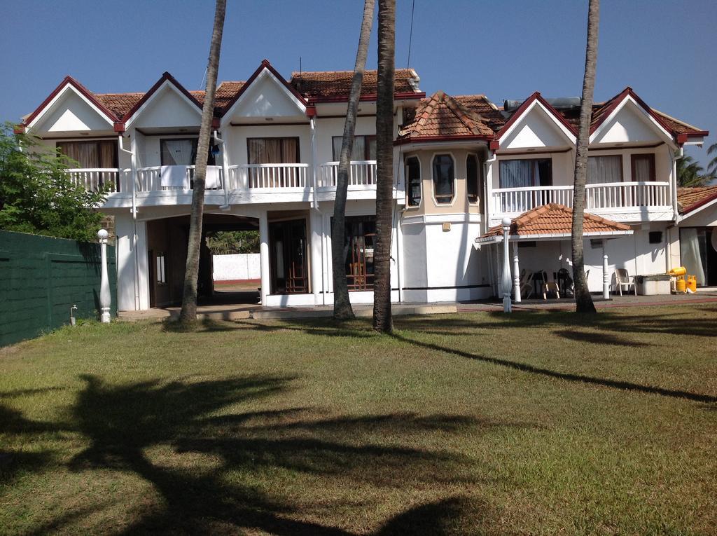 מאראווילה Ninnada Beach Hotel מראה חיצוני תמונה